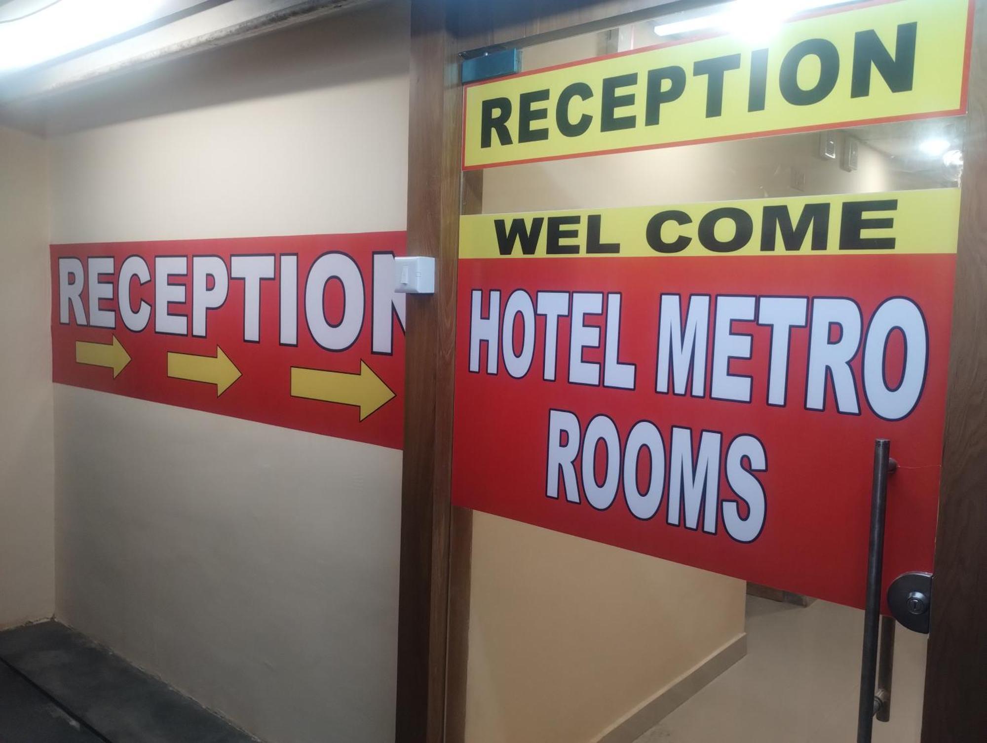 Hotel Metro Althan Surate Exterior foto